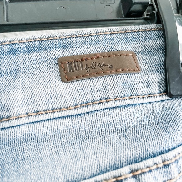 Kut from the Kloth Dayna skinny jeans - Picture 9 of 12